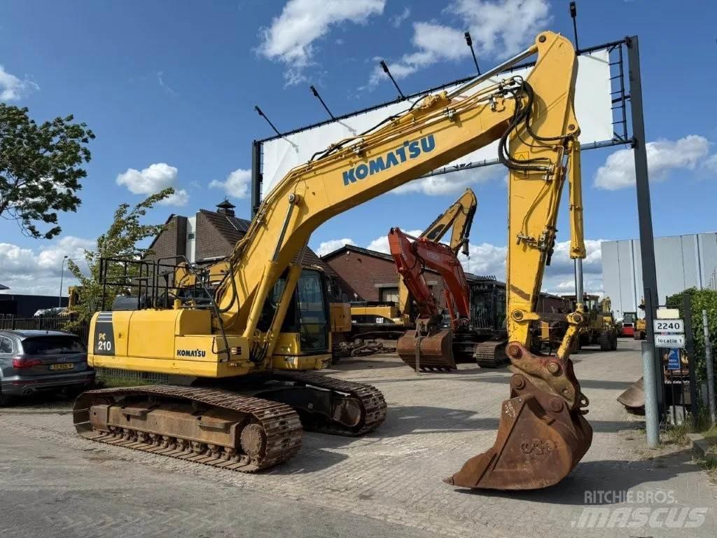 Komatsu PC210LC-8 Pelle sur chenilles