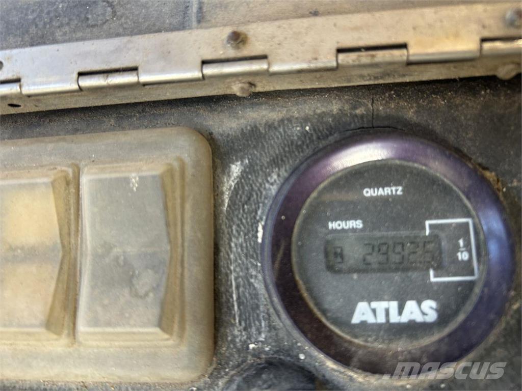 Atlas AR32E Chargeuse multifonction