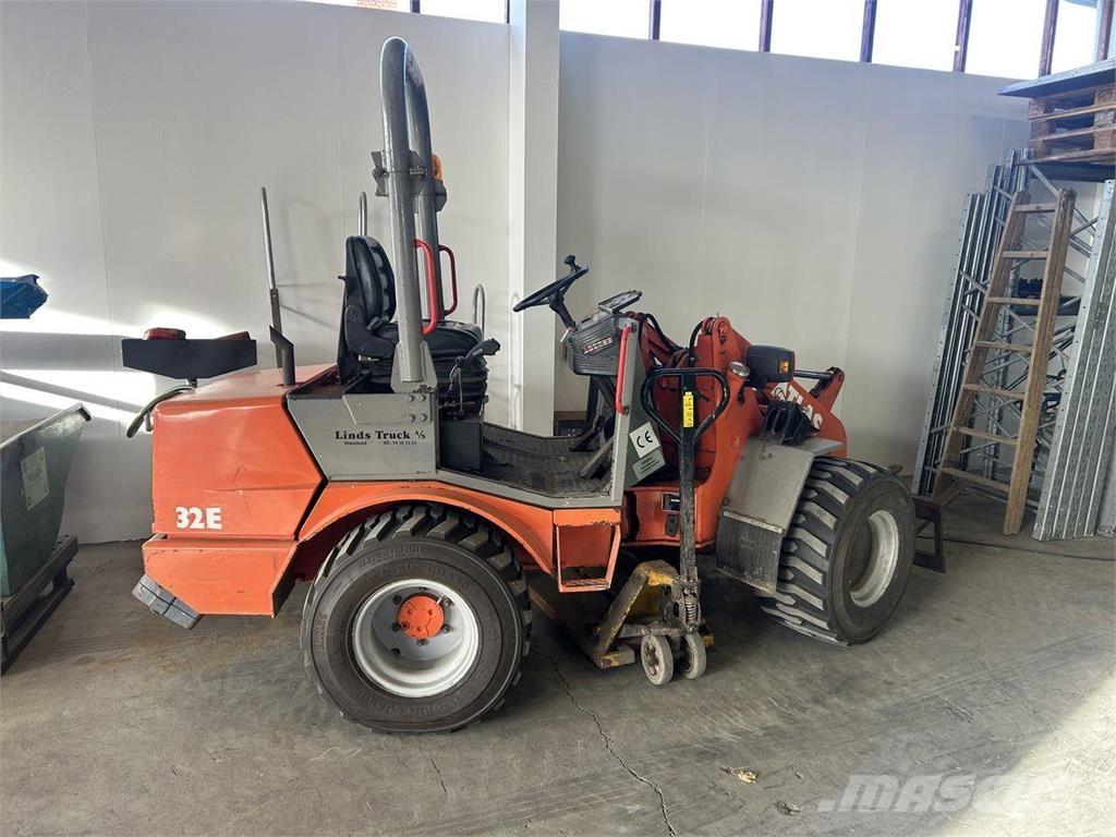 Atlas AR32E Chargeuse multifonction