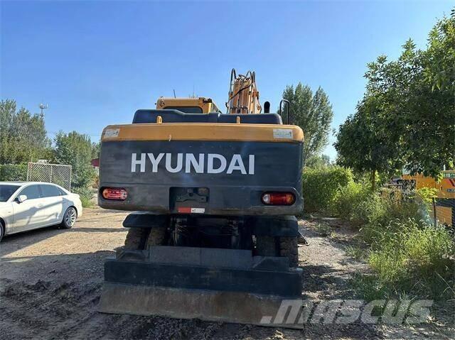 Hyundai 210W Pelle sur chenilles