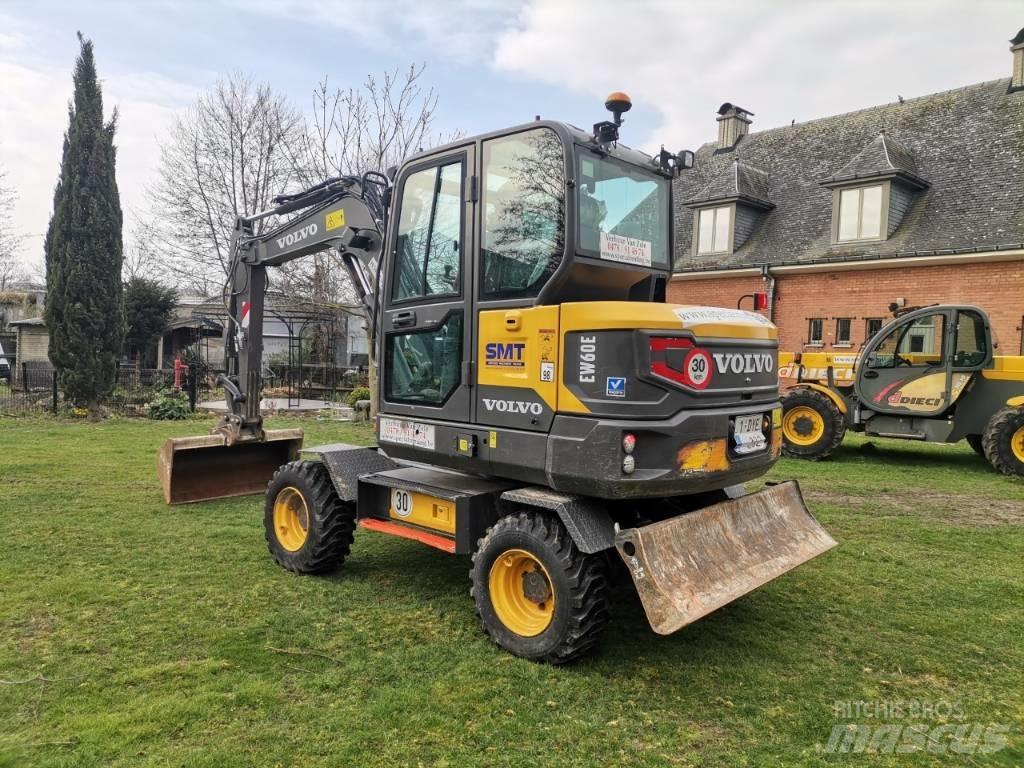Volvo EW 60 Pelle sur pneus
