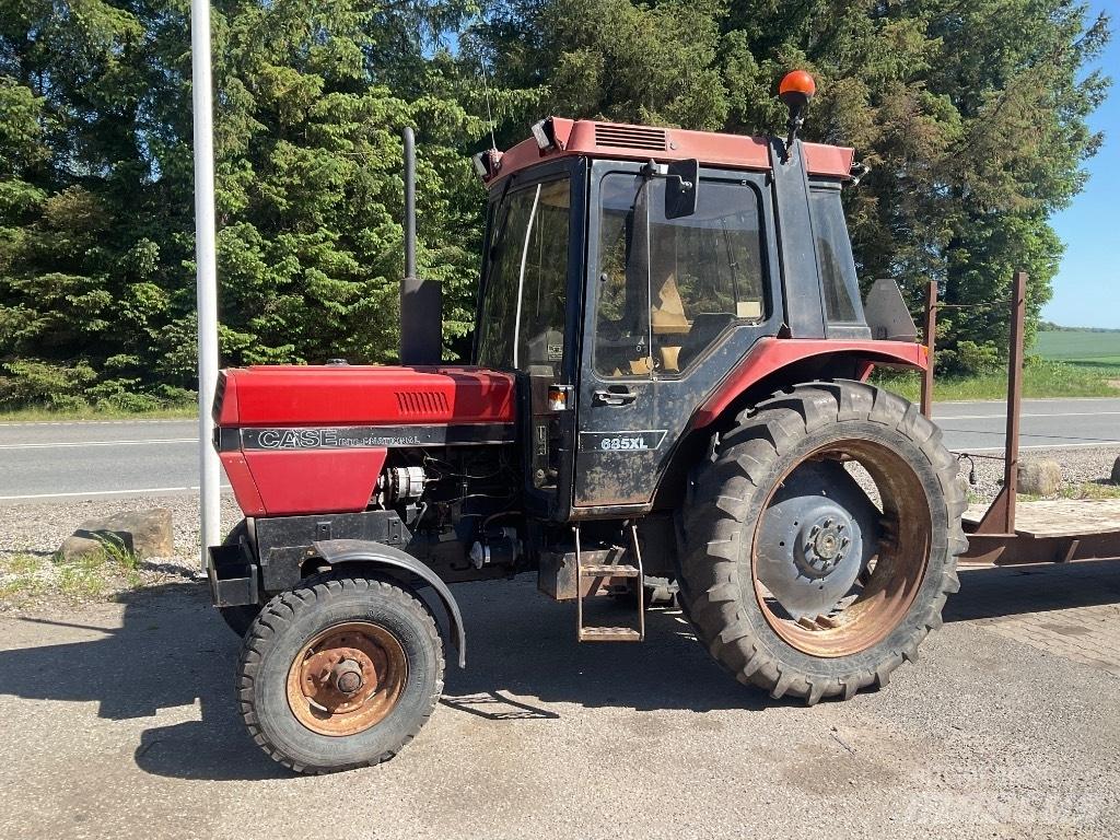 Case IH 685 XL Tracteur
