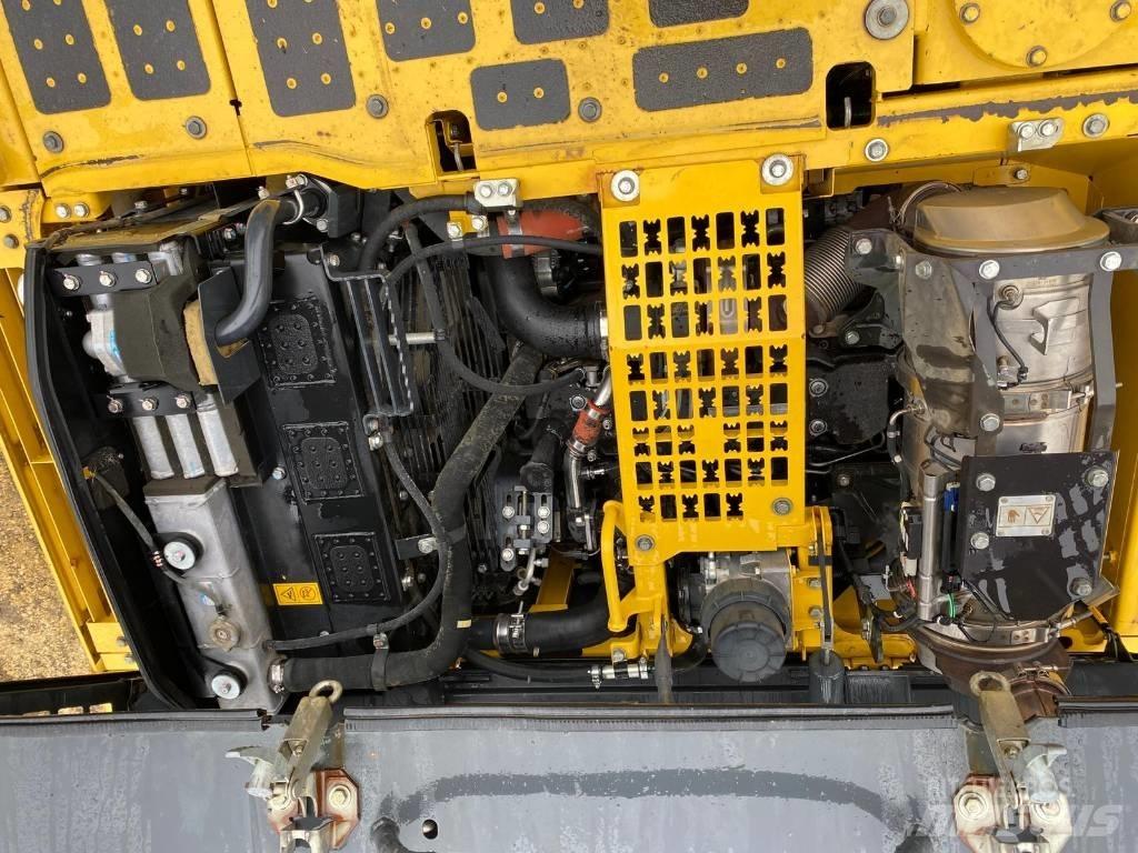 Komatsu PC240LC-10 Pelle longue portée