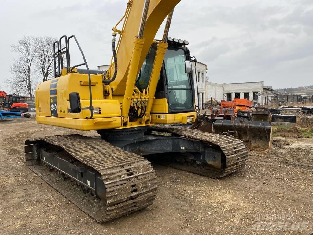 Komatsu PC240LC-10 Pelle longue portée