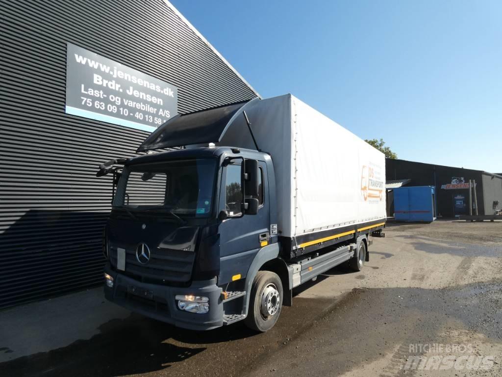 Mercedes-Benz Atego Camion à rideaux coulissants (PLSC)
