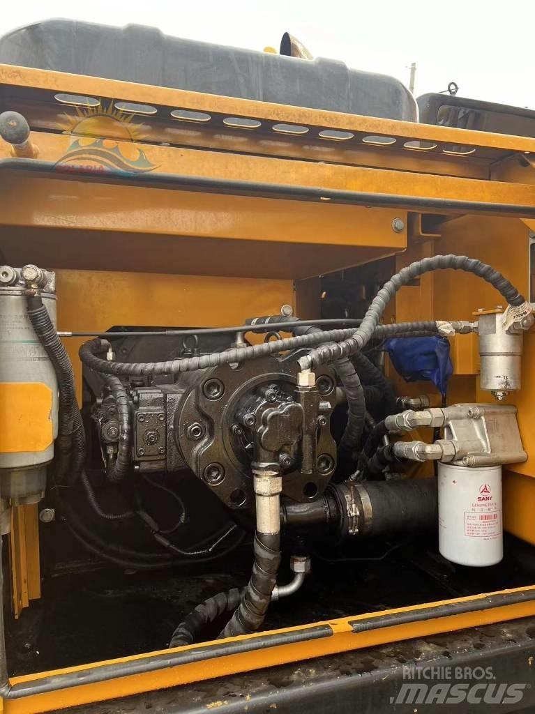 Sany SY 235H Pelle sur chenilles