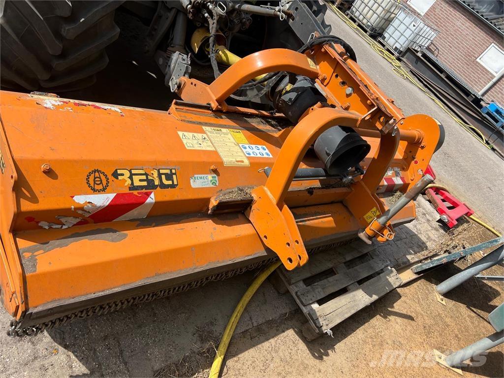 Berti Dual 280 Tondeuses de roughs et semi-roughs