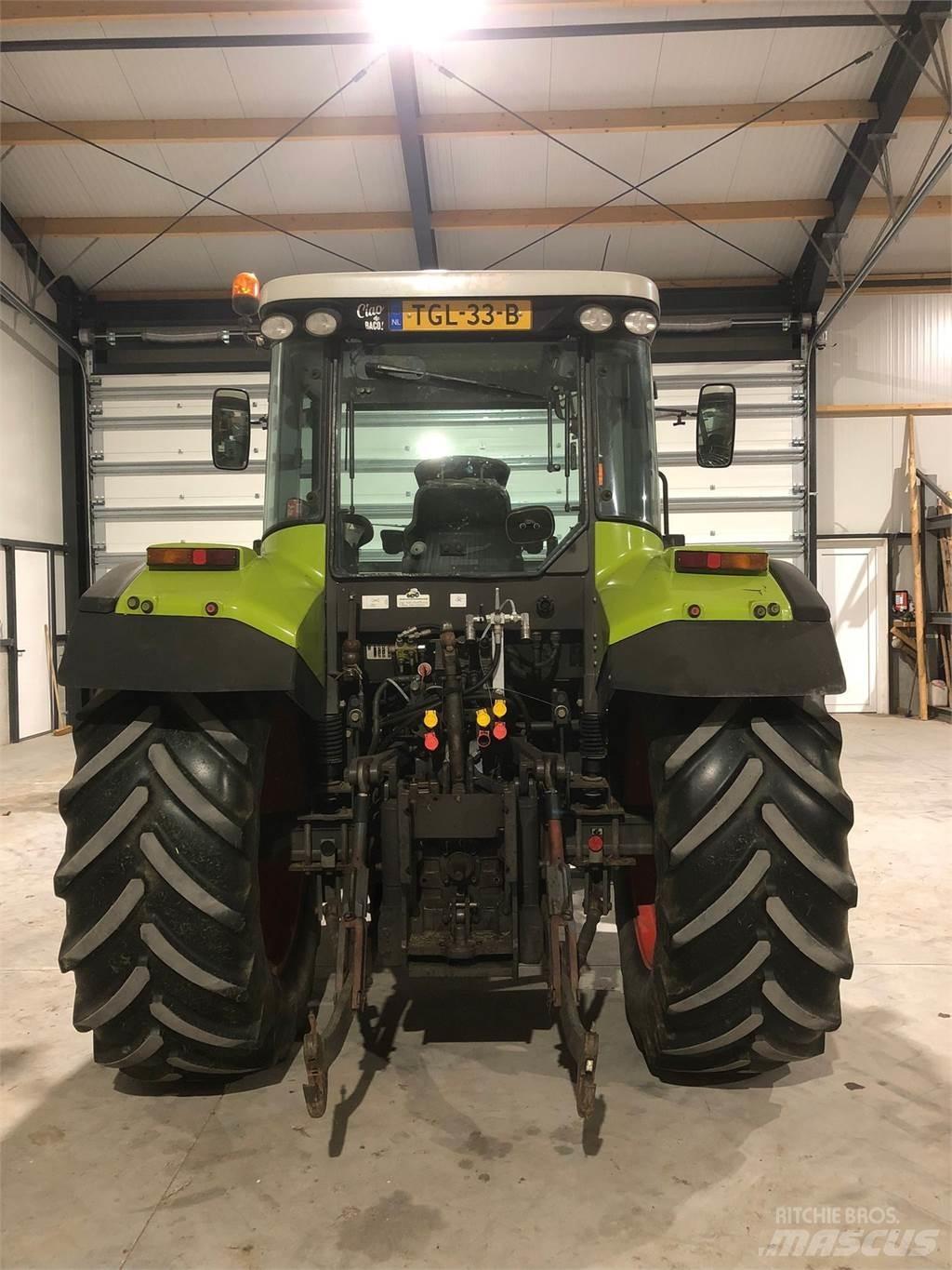 CLAAS ATZ 567 Tracteur