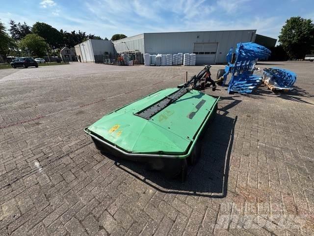 Deutz-Fahr KM 3.27 Faucheuse
