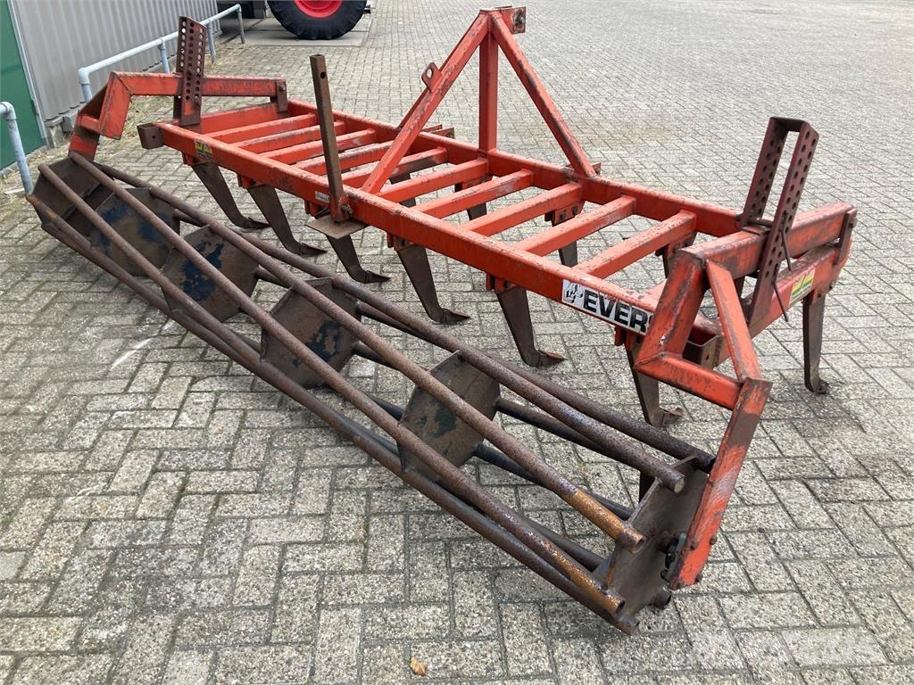 Evers Burma 11-303 Déchaumeur, cultivateur