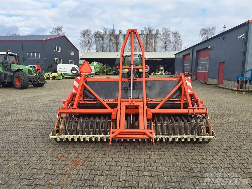 Farmax Spitmachine Herse rotative, rotavator