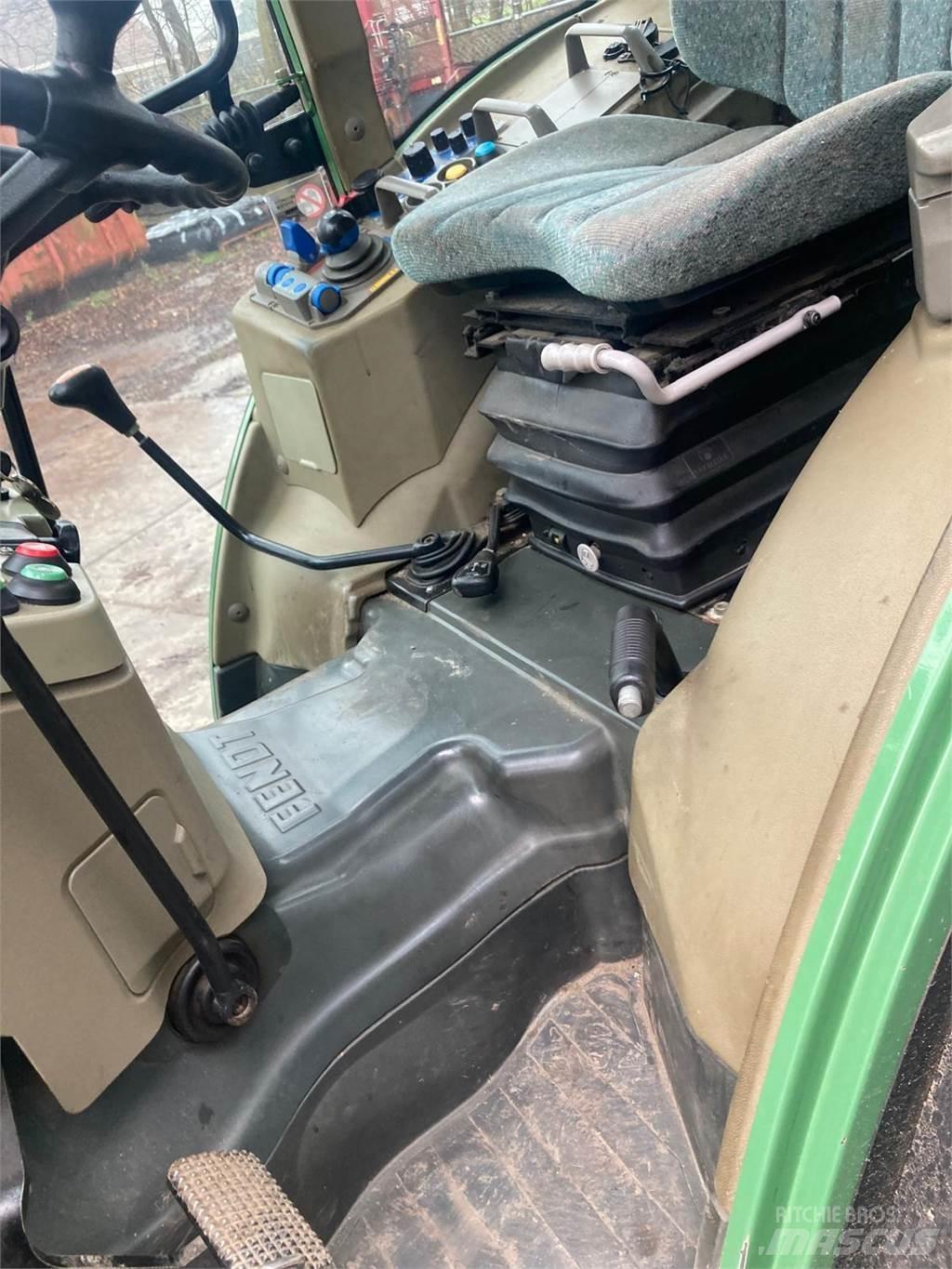 Fendt 208Va Tracteur