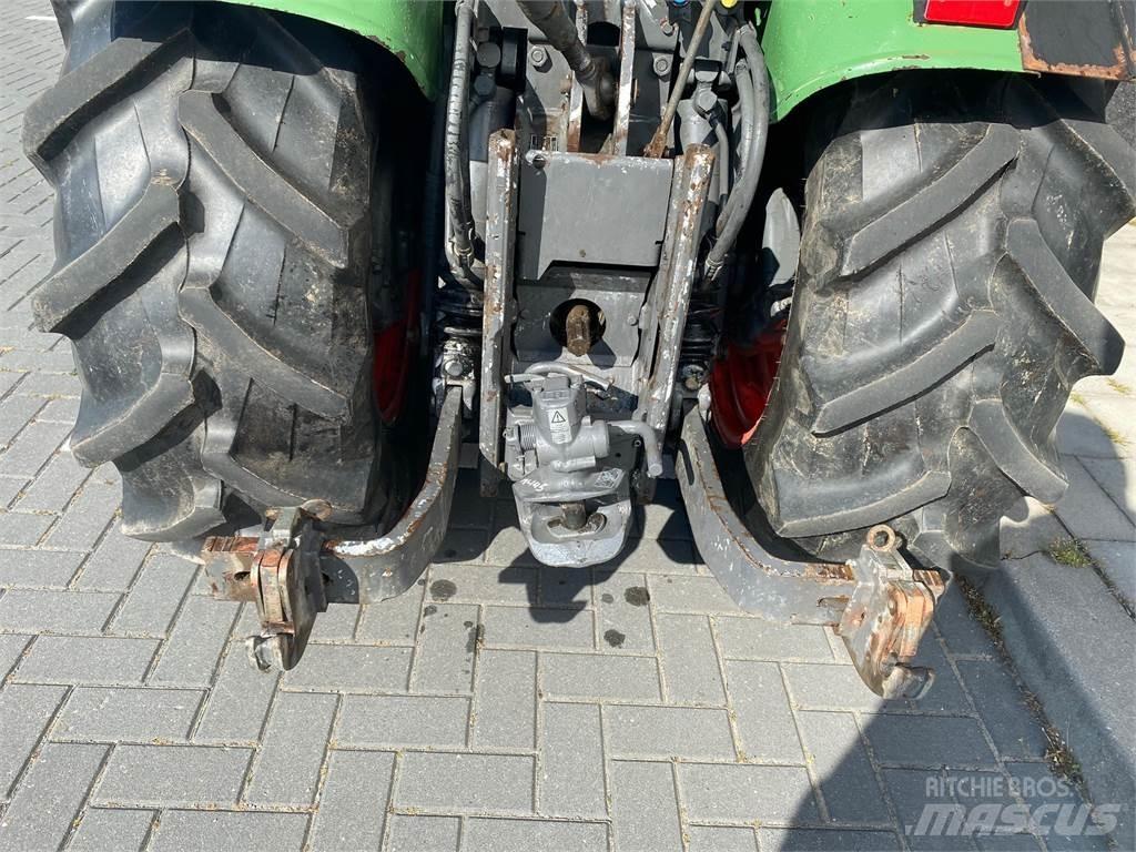 Fendt 208Va Tracteur
