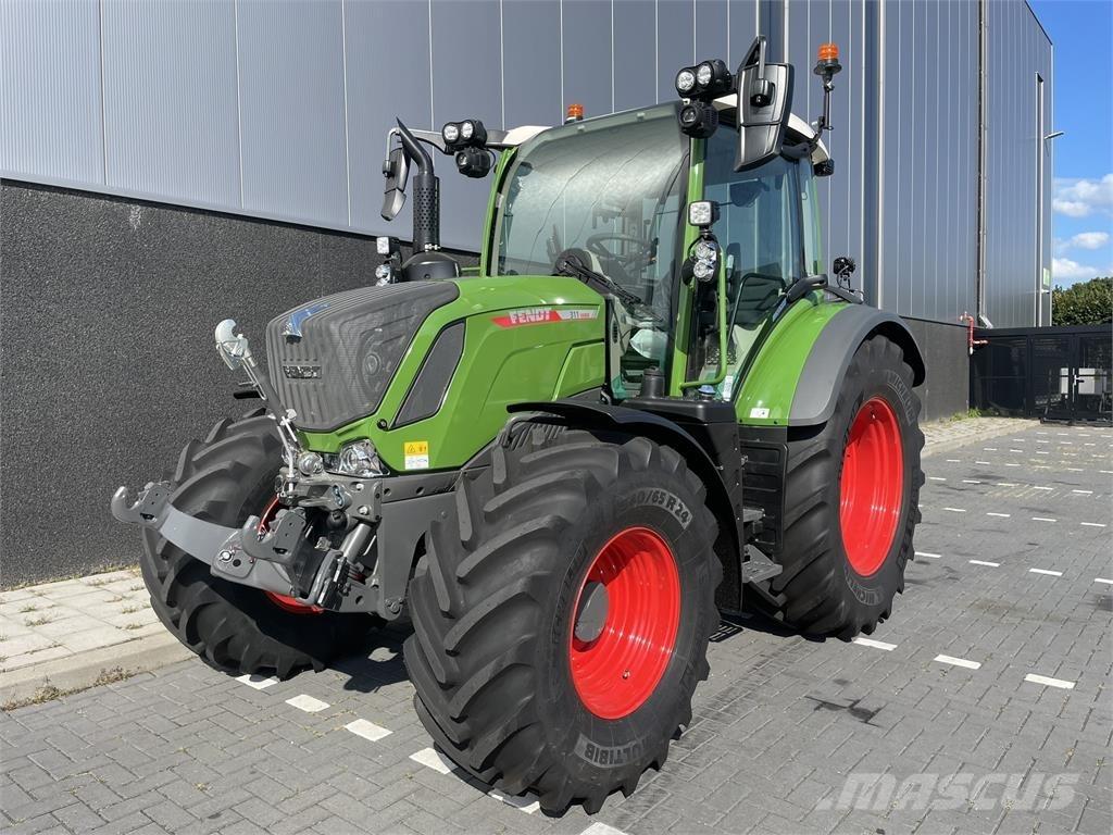 Fendt 311 Profi Tracteur