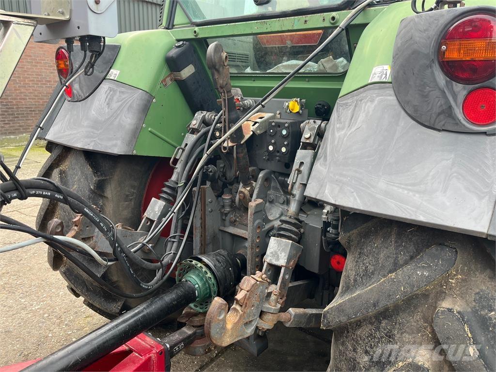 Fendt 411 VARIO Tracteur
