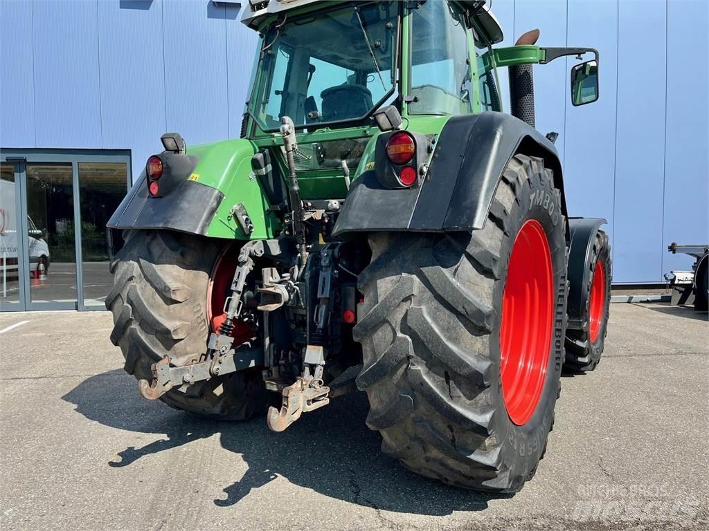 Fendt 718 COM3 Tracteur