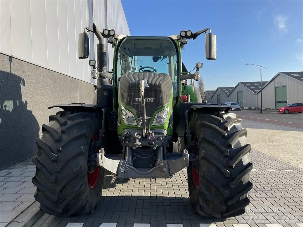 Fendt 724 S4 Tracteur