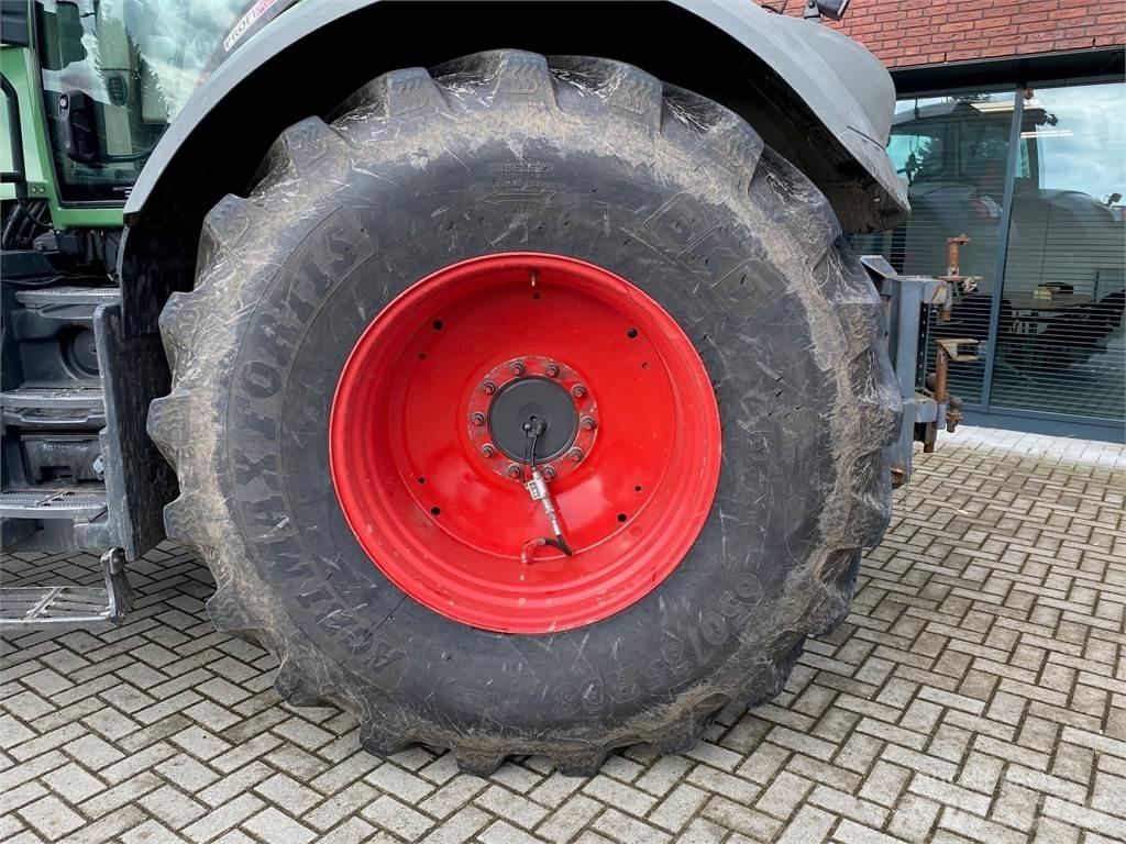Fendt 826 Vario Tracteur
