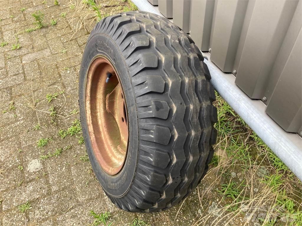 Fulda 10.0/75-15.3 Pneus, roues et jantes