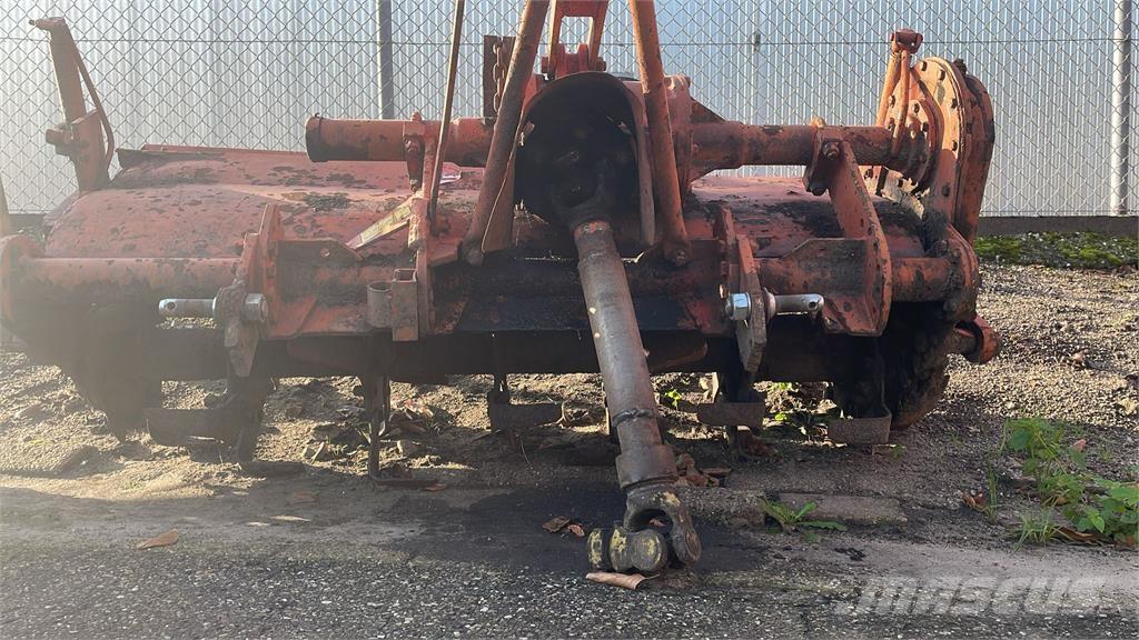  G-Frees Herse rotative, rotavator