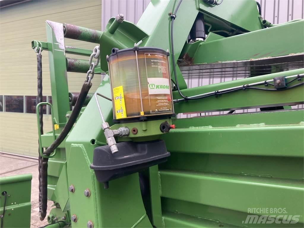 Krone BP 1270 XC Presse cubique