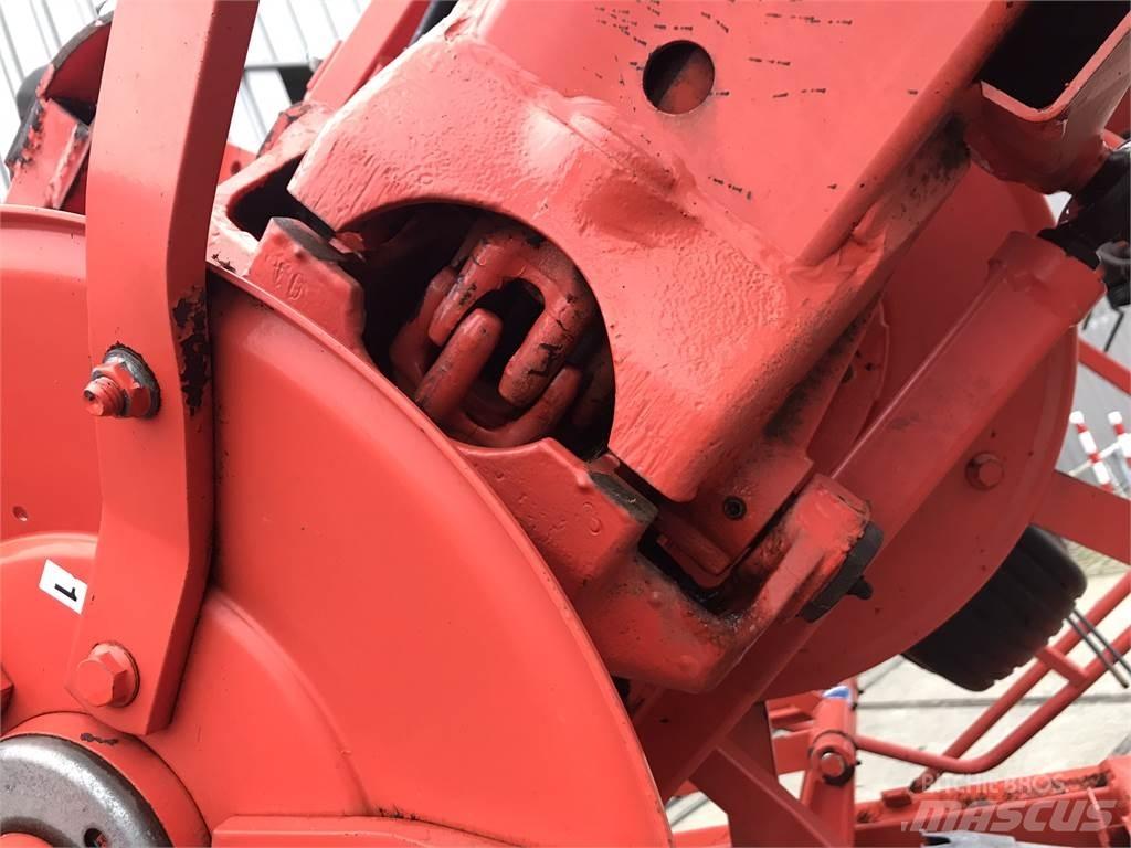 Kuhn GF 10802 T Rateau faneur