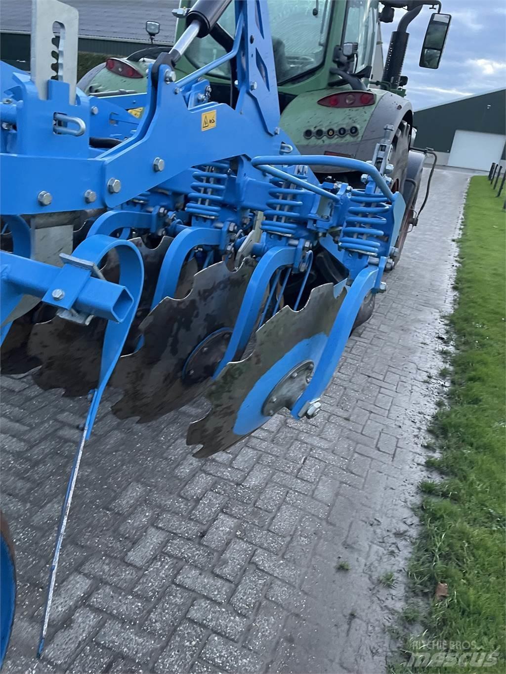 Lemken Rubin 12 Crover crop