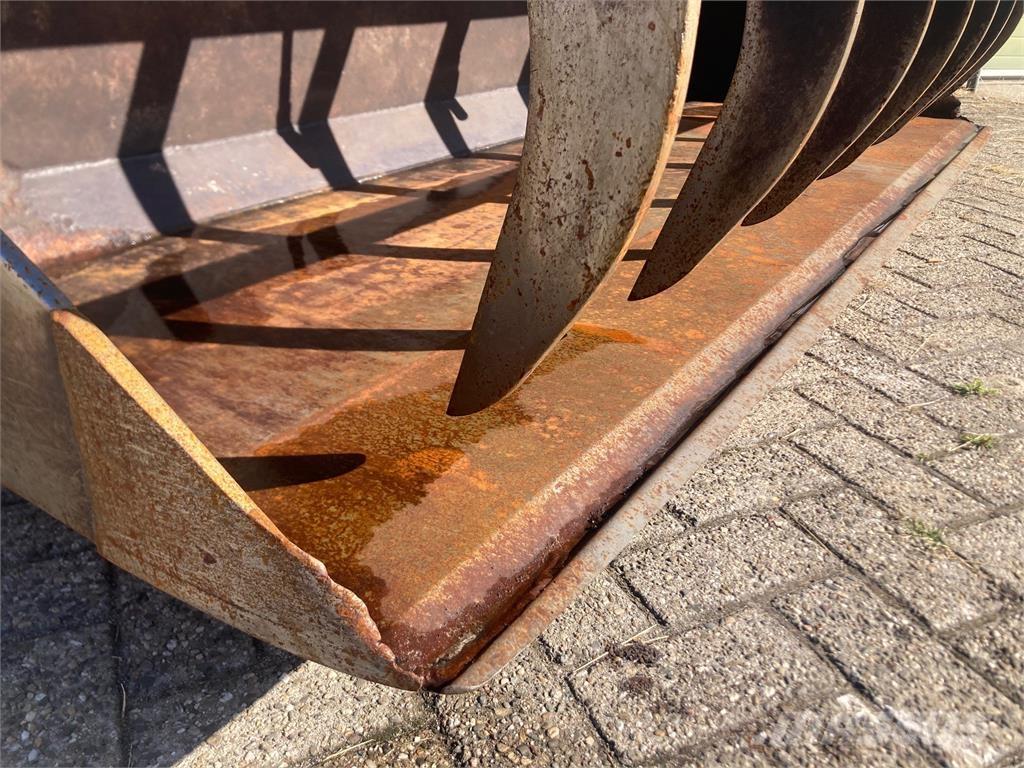  Pelikaanbak Chargeur frontal, fourche