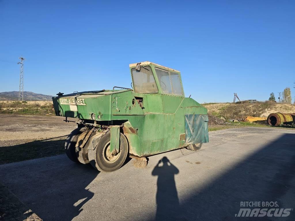 Corinsa 12/22 Compacteur de sol