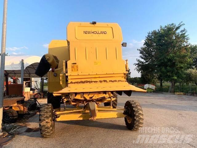 New Holland AL 59 Moissonneuse batteuse
