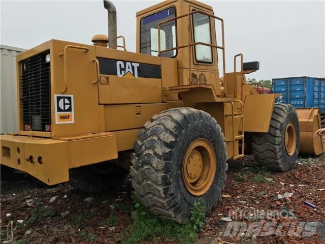 CAT 966 F Chargeuse sur pneus