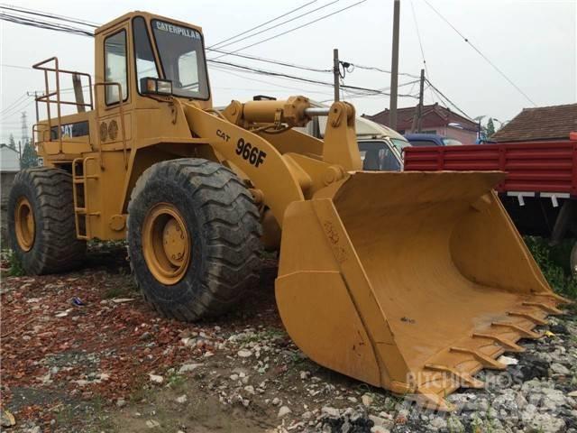 CAT 966 F Chargeuse sur pneus