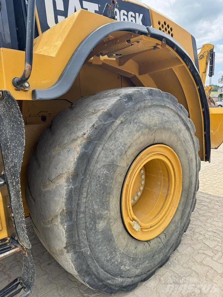 CAT 966 K Chargeuse sur pneus