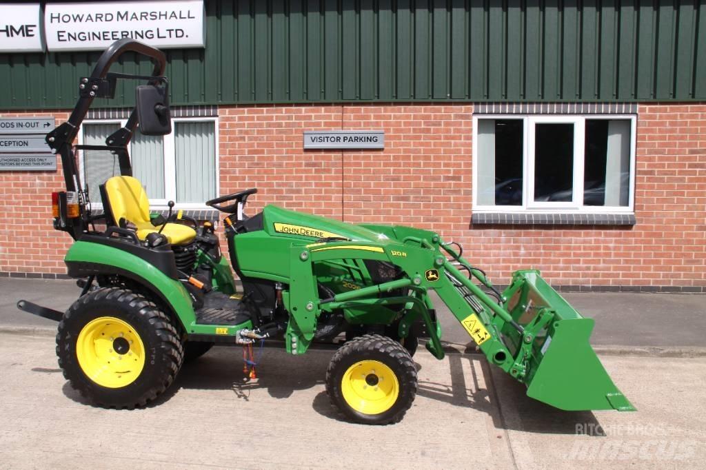 John Deere 2026R Tracteur