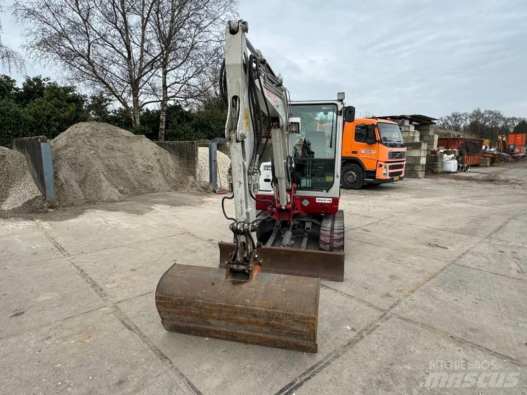 Takeuchi TB235 Mini pelle < 7t