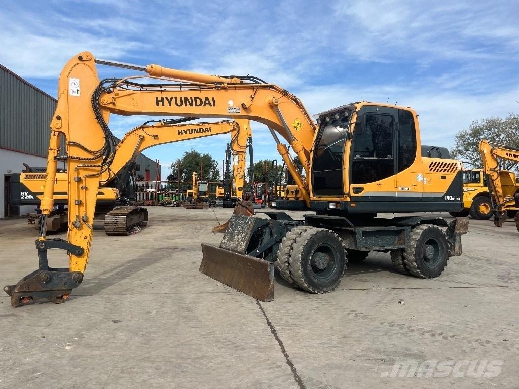 Hyundai 140W-9A Pelle sur pneus