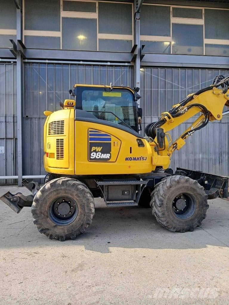 Komatsu PW 98 MR-11 Pelle sur pneus