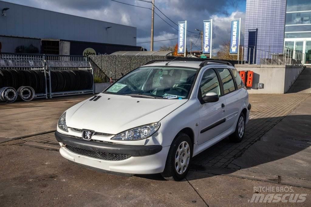 Peugeot 206 SW Voiture