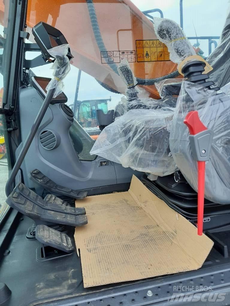 Doosan DX 255 NLC-7 Pelle sur chenilles