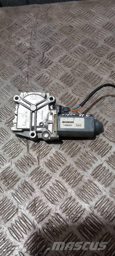 Scania R 440.   1442293 Electronique