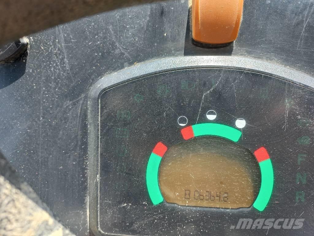 CAT 907 H Chargeuse sur pneus
