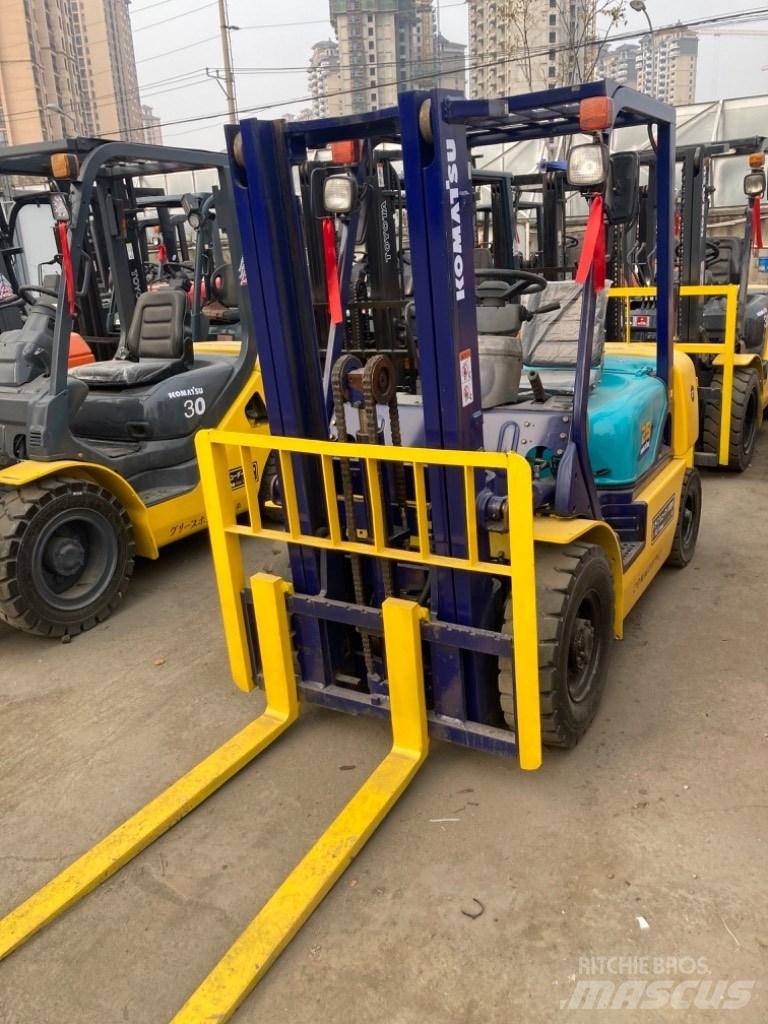Komatsu FD25 Chariots diesel