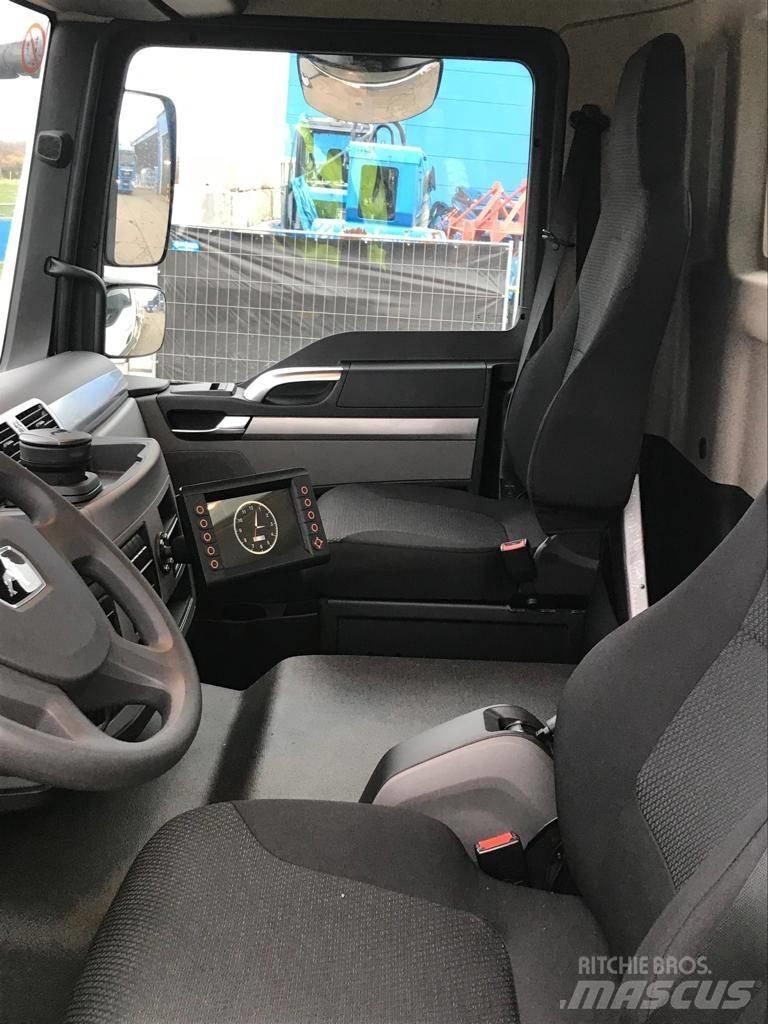 Palfinger P 370 KS Camion nacelle