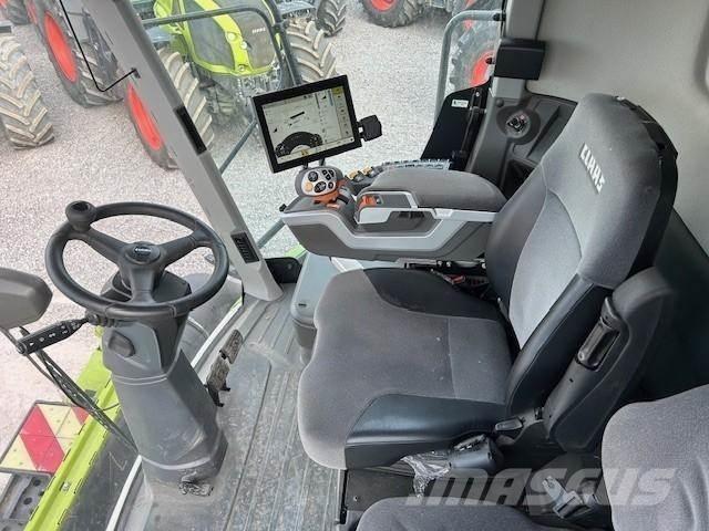 CLAAS LEXION 7400 Moissonneuse batteuse