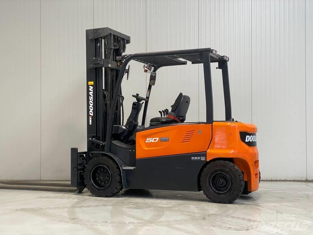 Doosan B50XC-7 Chariots élévateurs électriques