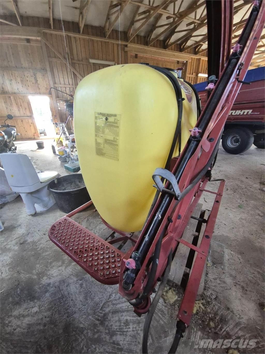 Hardi 600/11 Pulvérisateurs traînés