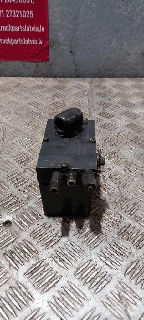 Scania 94 D.    1422640 Hydraulique