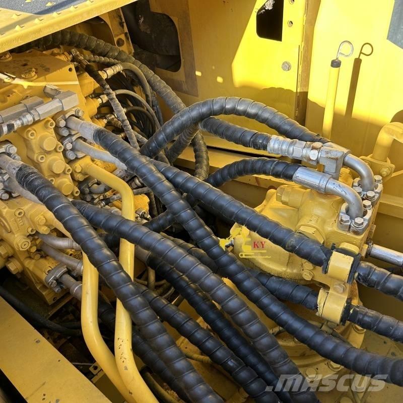 Komatsu PC 200-8 Pelle sur chenilles