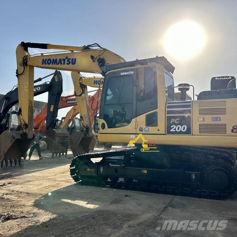 Komatsu PC 200-8 Pelle sur chenilles