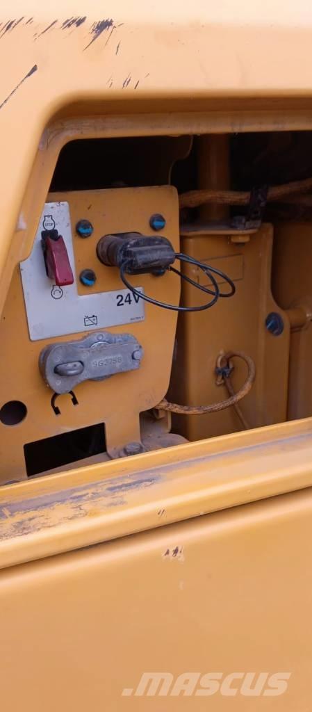 CAT 730 C 2 Tombereau articulé